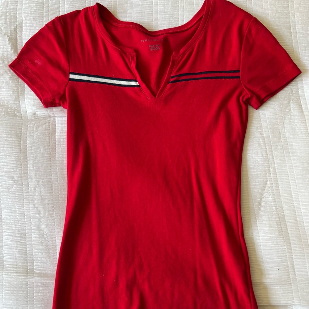 Red Tommy Hilfiger T-shirt